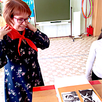 Методист Склярова С. Н.  рассказала детям об истории Центра детского творчества